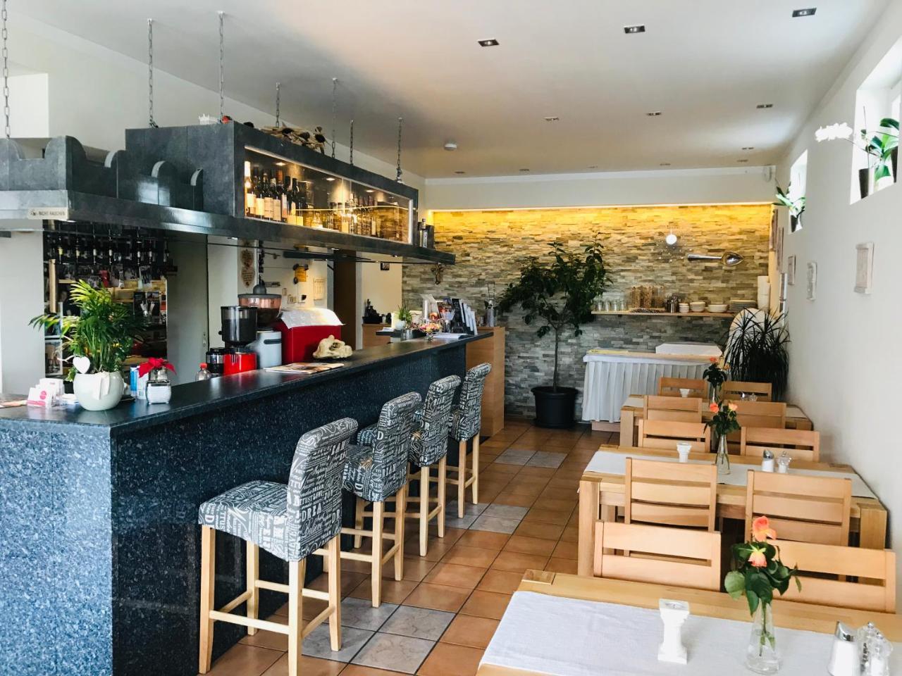 Hotel Discovery Stuttgart Dış mekan fotoğraf